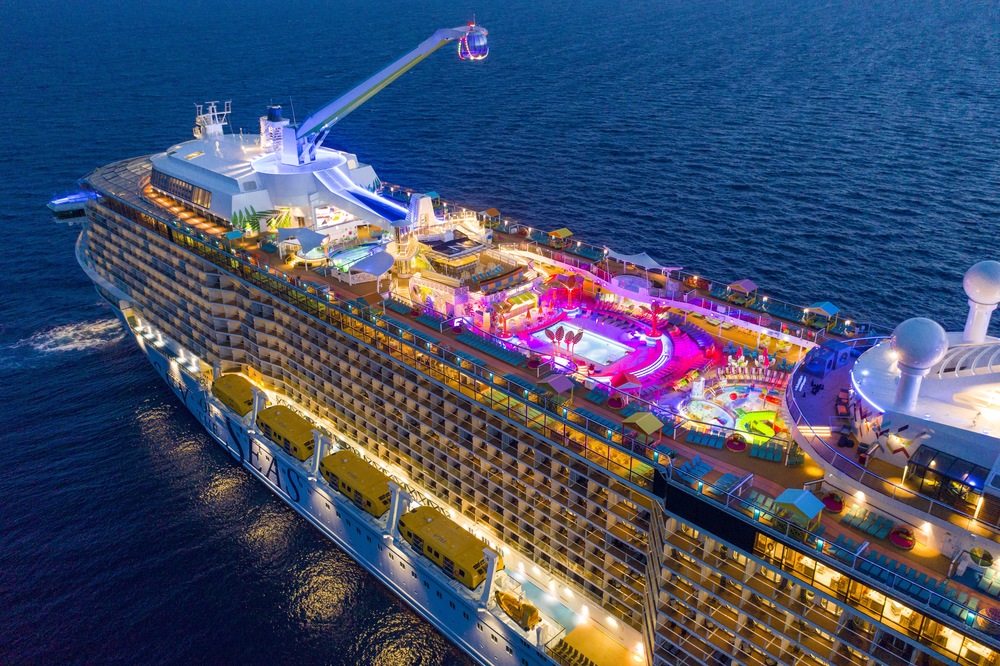 Cruise ship